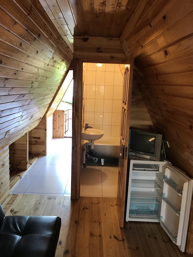 Номера В Деревянных Домиках 호텔 폰탄카 외부 사진
