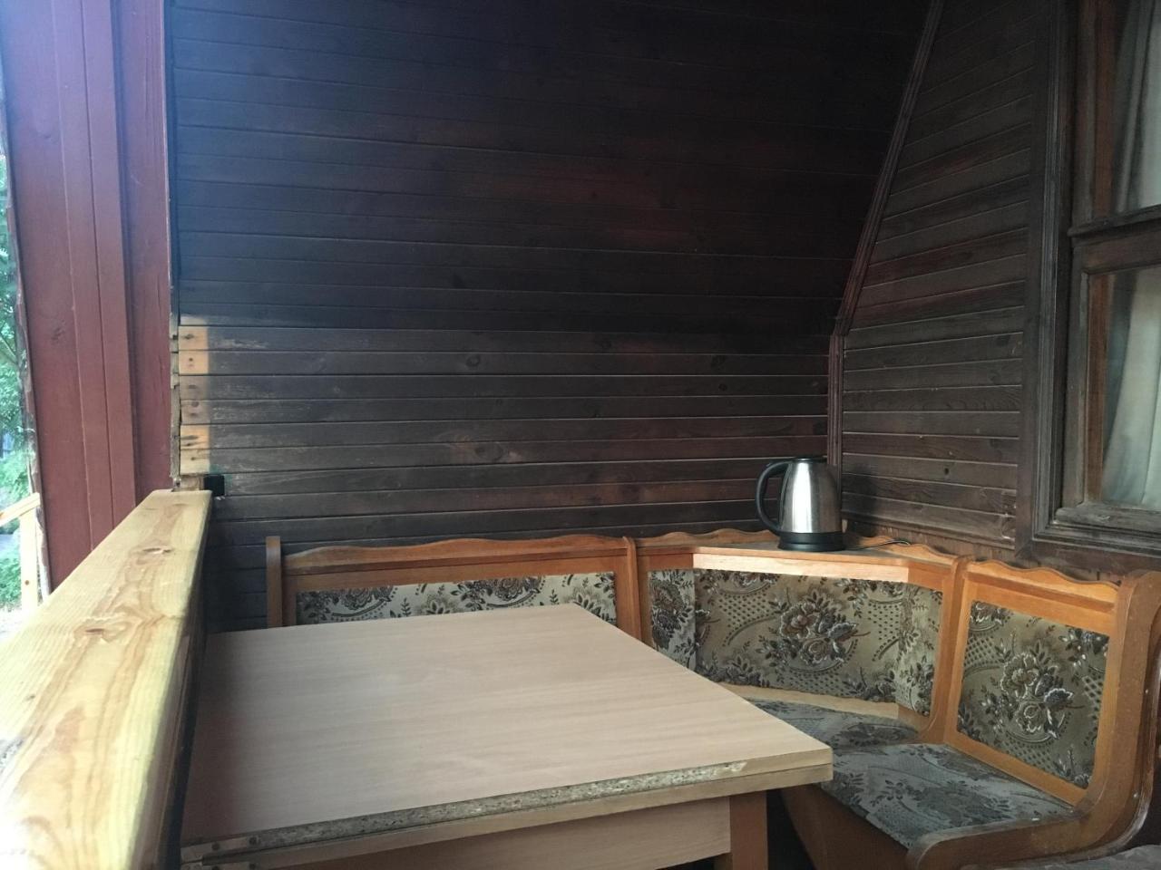 Номера В Деревянных Домиках 호텔 폰탄카 외부 사진